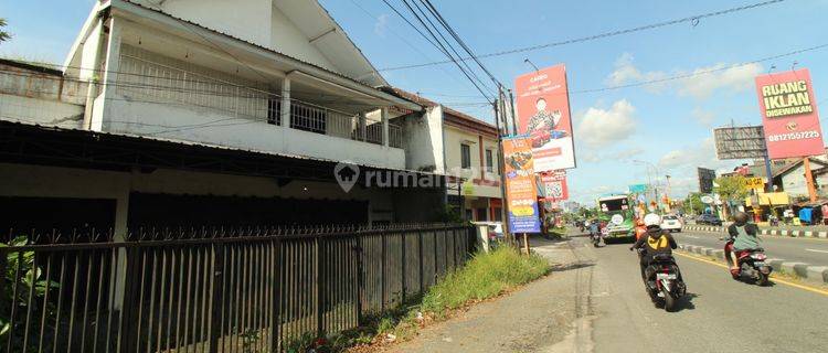 Ruang Usaha di Ringroad Utara, Sleman 181 M. 1