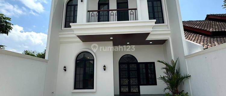 Rumah Mewah Minimalis Modern Dekat Upn  1