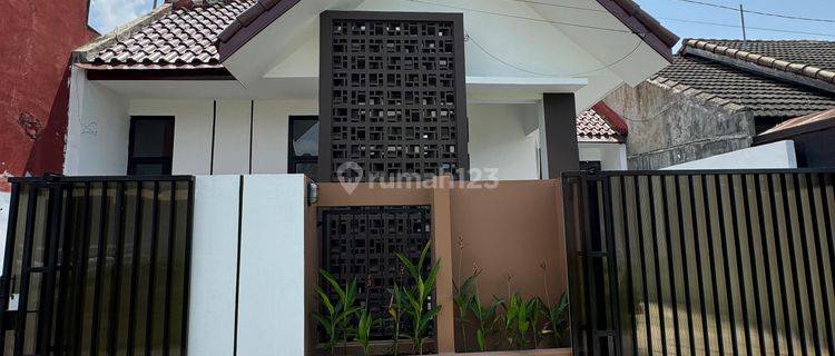 Rumah Mewah Minimalis Modern Dekat Uii  1