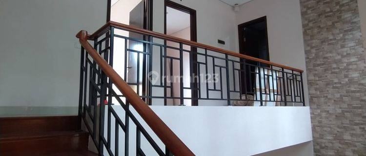 CLUSTER MAYFIELD GREENWICH PARK BSD 2 LT 4 KAMAR -Khusus penyewa langsung- 1