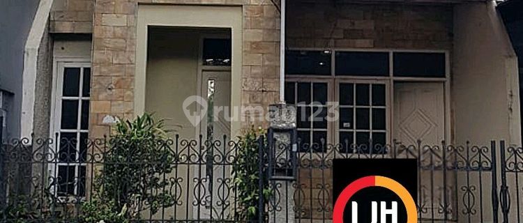 Semi-Furnished Minimalist House in a Cluster at Citra Gran Cibubur (Land Area: 90-120) 1