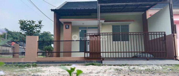 Rumah asri sejuk hrg di bawah pasaran deket tol cibubur 1