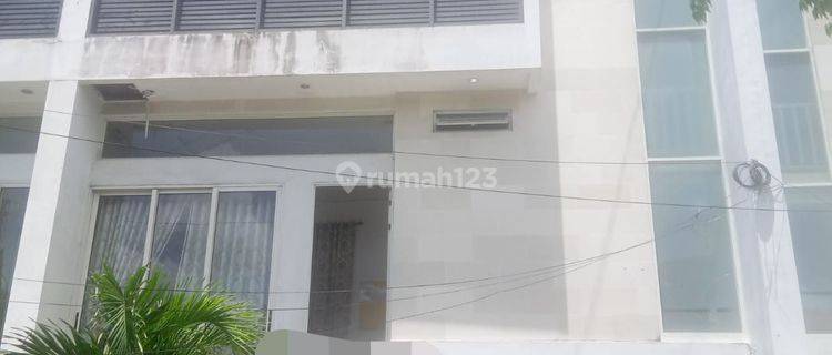 Dijual Rumah Luas di Renon Denpasar LT 153 m2 Ada Kolam Renang Bisa KPR 1