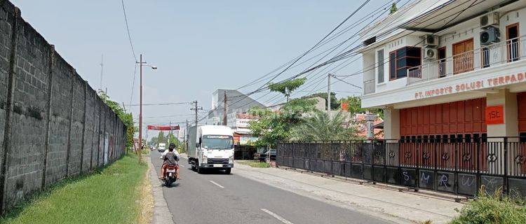 Ruang Usaha Cocok Untuk Kantor Dan Gudang Dekat Ring Road Selatan 1