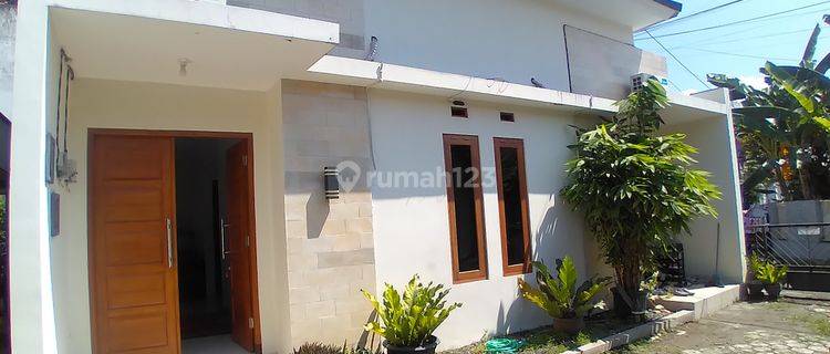 Disewakan Rumah Minimalis Tengah Kota 1