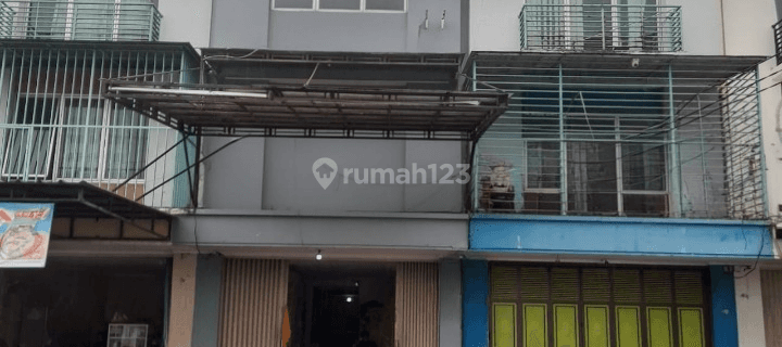 Ruko 3 Lantai Lebar 5 di Cluster Aralia Harapan Indah Bekasi 1
