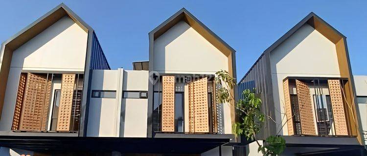 Rumah Modern Dekat Mall Aeon di Cluster Mahakam JGC Cakung 1