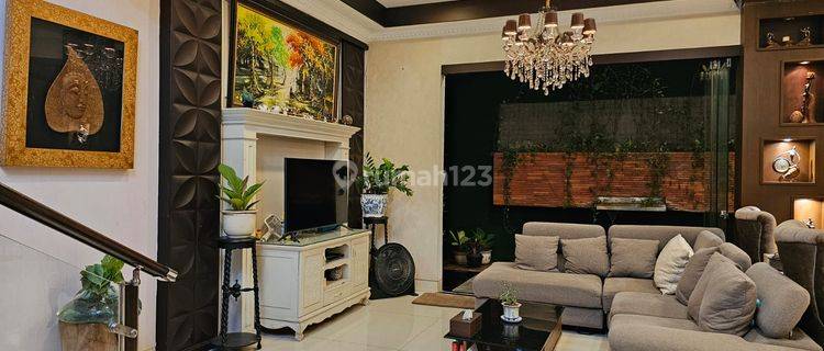 Rumah 2 Lantai Full Furnished di Bandengan Jakarta Utara 1