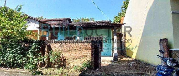 Rumah Semi Furnished 3 Kamar SHM Tanah Luas di Bangetayu Semarang 1