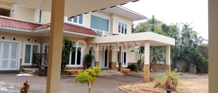 Rumah 2 Lantai Semi Furnished SHM Kelapa Dua Jakbar 1