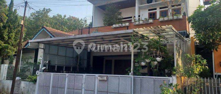 Rumah Terawat Semi Furnished Strategis Dalam Komplek Antapani 1