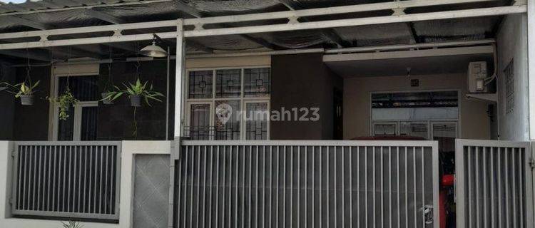 Rumah Minimalis Siap Huni Full Furnished Dalam Komplek Taman Kopo 1