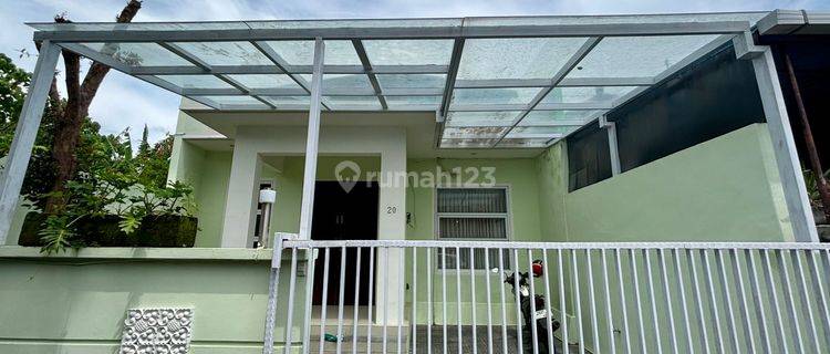 Dijual Rumah Siap Huni Dekat Bali Kiddy School, Kerobokan, Bali 1