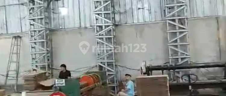 Strategic Active Spacious Land Warehouse in Salatiga, Getasan, Semarang 1