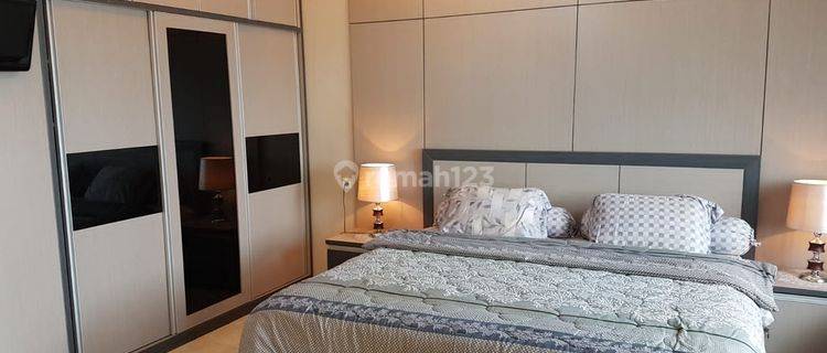 Jual Apartemen Mewah Full Furnish di Dekat Tol Baros The Edge  1