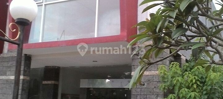 Sell Cheap SHM 2.5-Story Shop House in South Kuta Benoa Badung Bali 1
