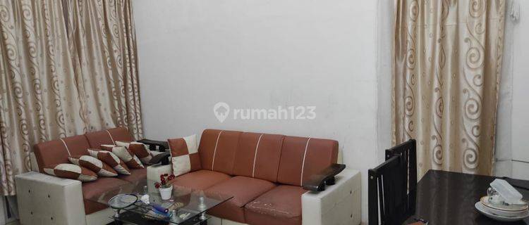 Rumah di Jl. Orchard SHM Unfurnished Baru 1