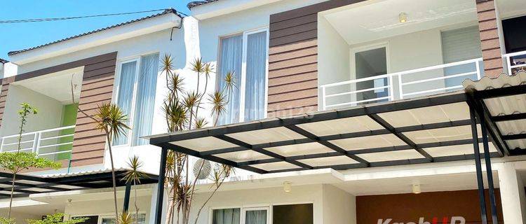 Rumah 2 Lantai Siap Huni 600 Jt-An Di Kota Sidoarjo  1