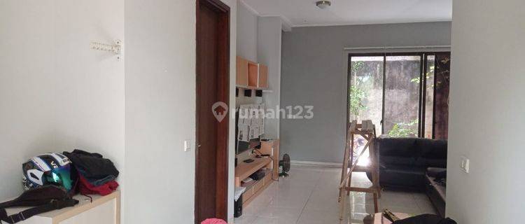 Rumah 2 Lantai Full furnished di Foresta  1