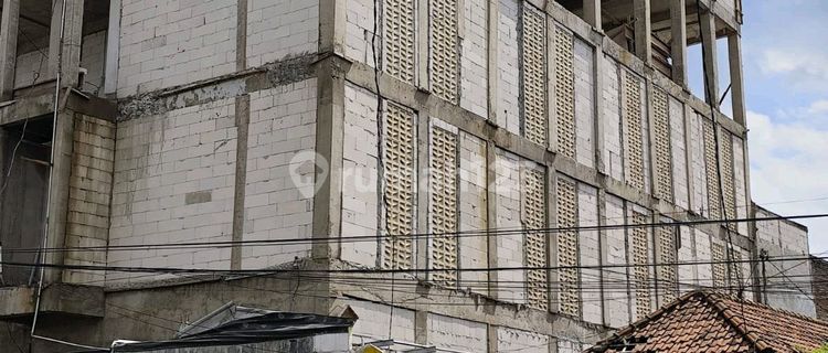 5-Story Kos House Kedung Sroko Luxury Near Unair and City Center 1