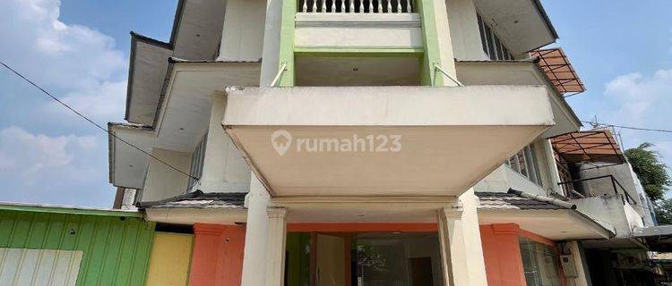 Ruko 3 Lantai Untuk Bimbel Atau Klinik Lokasi Bagus Dekat Jalan Utama Cinere Raya 1