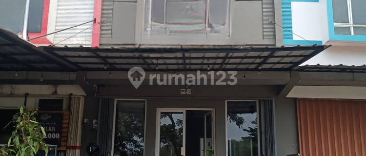 Nice Two-Story Shop House Ready to Occupy 1