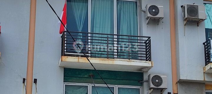 For Sale, Renovated Shop House in Aralia, Harapan Indah, Bekasi 1