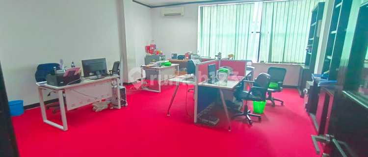 Mini Building di lokasi Prime di Jalan Dr. Satrio area perkantoran Sudirman, Kuningan 1