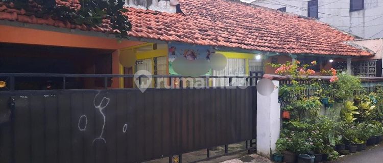 Rumah 2 Lantai di Jalan Kencana Cilandak Jakarta Selatan 1