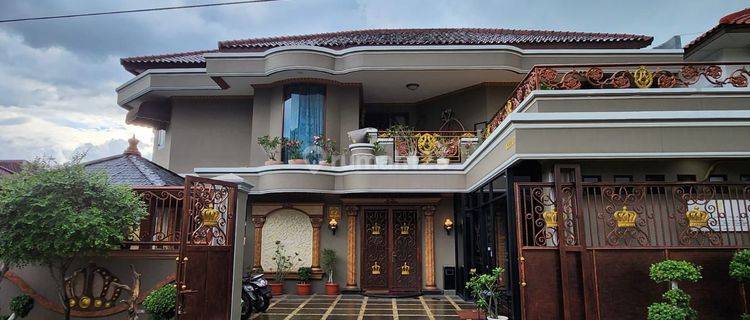 Rumah Mewah 2 Lantai Hoek di Taman Modern Cakung Jakarta Timur 1