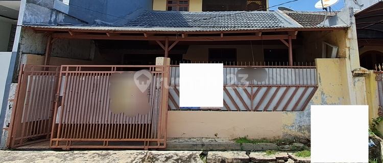 2-Story Boarding House Near Harapan Indah Bekasi High School and Junior High School 1