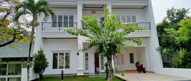 rumah mewah kolam renang di sentul city view gunung 1