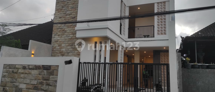 For Sale Exclusive 3-Story Boarding House in Teuku Umar Area, Denpasar 1