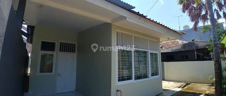 1 Floor House Ready to Live in Taman Griya Jimbaran 1