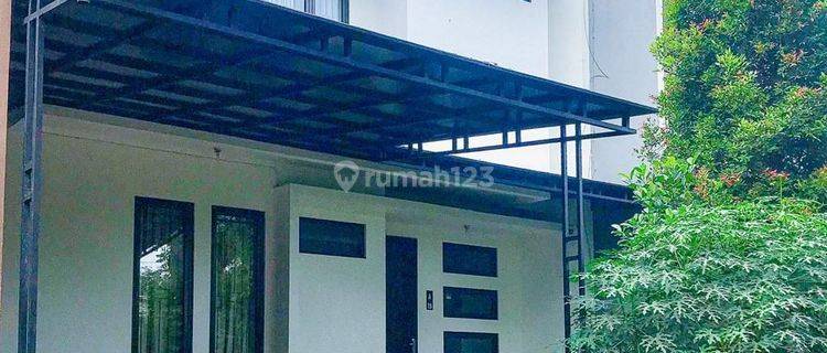 Rumah Impian Di Jaksel, Siap Huni!. Full Furnished Dekat Senayan 1