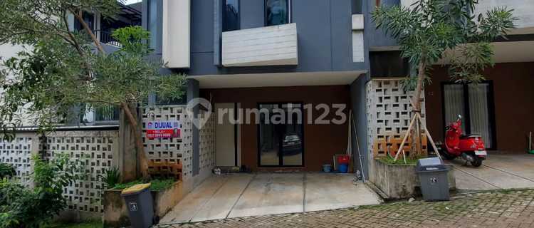 Dijual Rumah Bergaya Modern Di Amadea Townhouse Pondok Cabe 1
