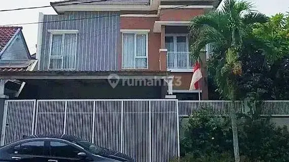 Rumah nyaman hoek di Anggrek Loka BSD 1