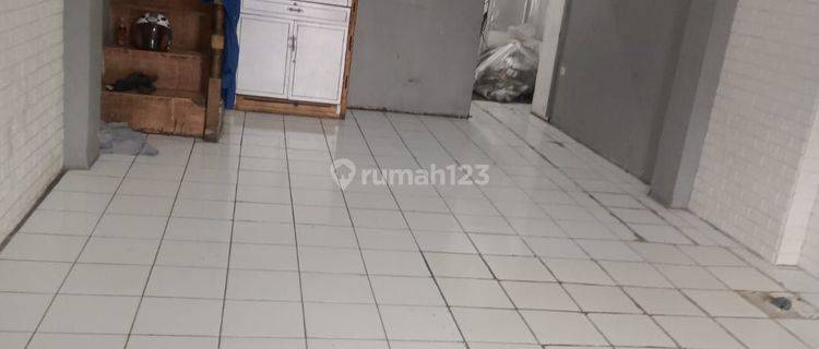 Ruko strategis di Jalan raya kopo  1