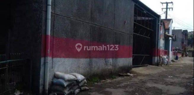 Gudang strategis siap pakai di Cihanjuang  1