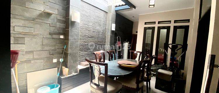 Rumah Cantik Furnished di margawangi, Buah Batu 1