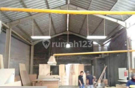 Gudang Strategis Di Padasuka Cimenyan Kota Bandung 1