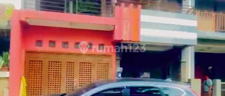 Ready-to-Occupy House, Klentengsari Main Road, Banyumanik 1