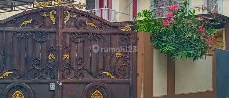 Rumah Besar Dijual Di Kalisari,cijantung Jakarta Timur 1