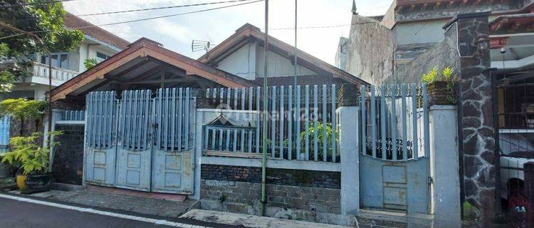 Rumah 2 Lantai di Daerah Rampal Celaket Malang Gmk02664 1