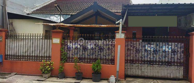 Rumah Bagus Nyaman di Perumahan Daerah Sulfat Malang Gmk02702 1