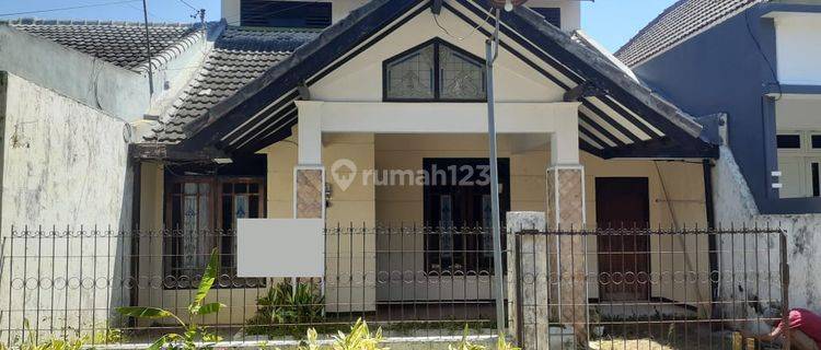 Rumah Bagus Murah di Perumahan Daerah Buring Malang Gmk02890 1