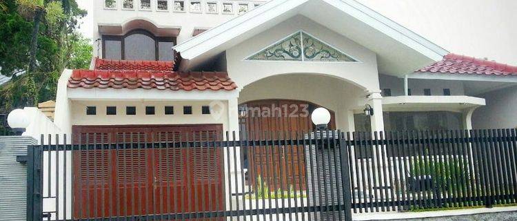 Rumah Mewah 3 Lantai di Perumahan Elit Dieng Malang Gmk00028 1