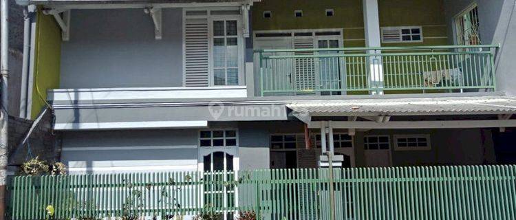 Rumah strategis Bagus 2 lantai shm kawasan wisata lembang bandung 1