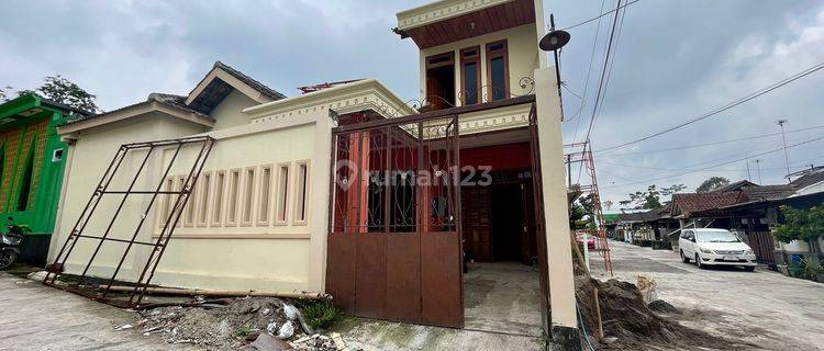 DI JUAL RUMAH 2 LANTAI BAGUS DI TINGKIR SALATIGA 1