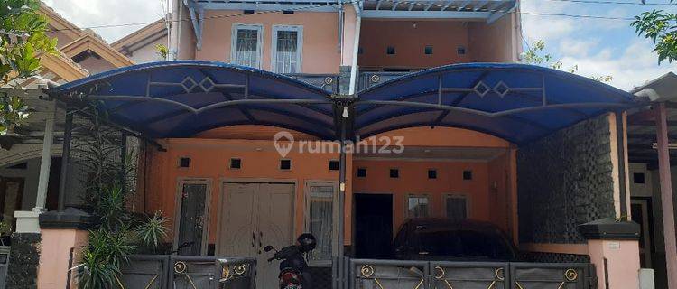 Dijual Rumah Full Furnish Komplek Adipura Dengan Carport SHM 1